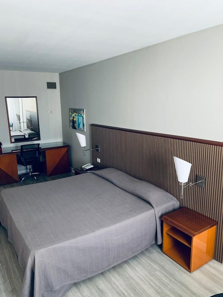 Фото Cristal Palace Hotel