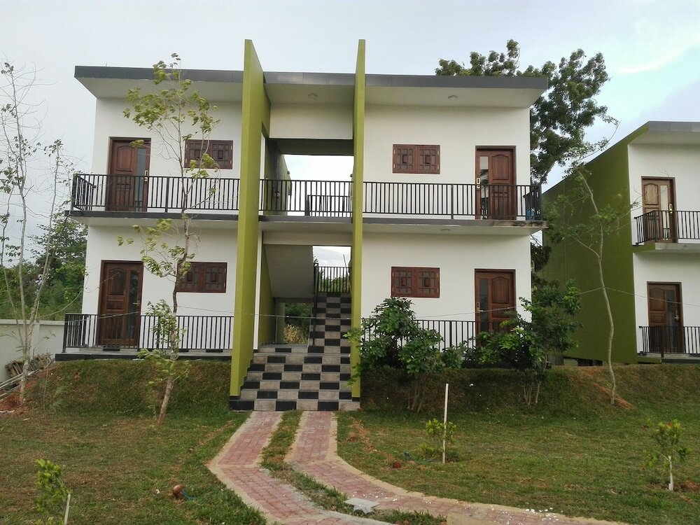 Фото Hotel Golden Ray Dambulla