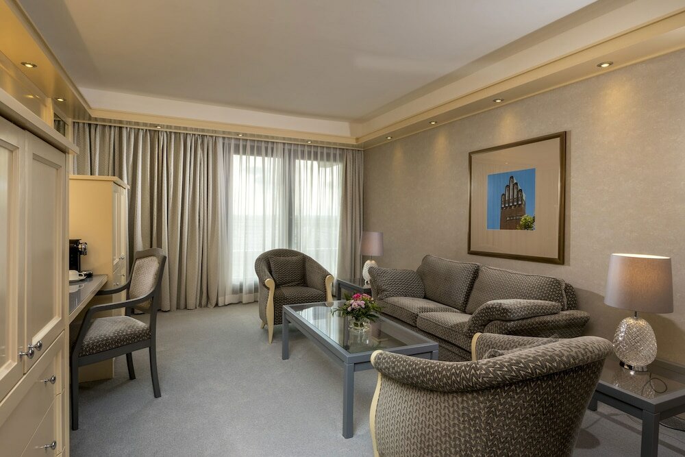 Фото Maritim Hotel Darmstadt