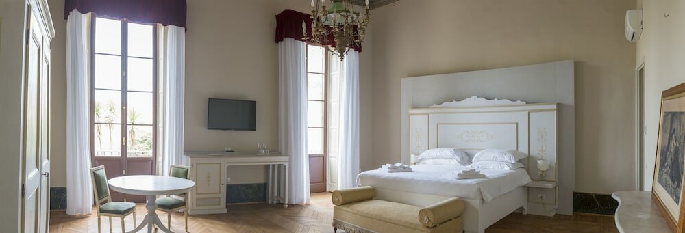 Фото Palazzo D'Oltrarno - Residenza D'Epoca