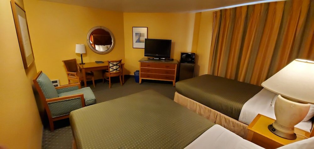 Фото Olympic View Inn