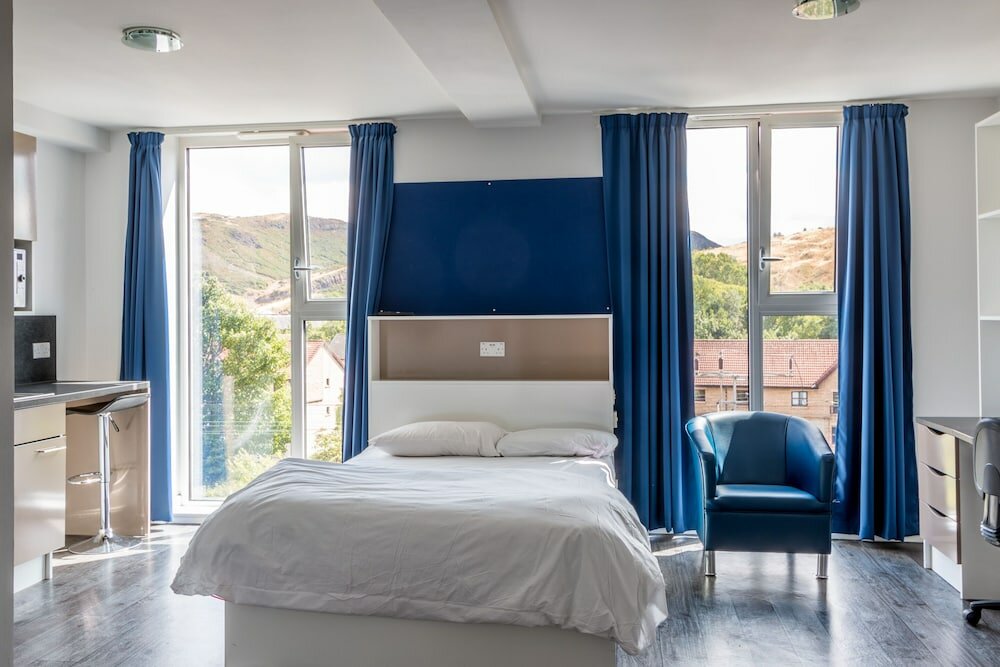 Фото Destiny Student Holyrood - Campus Accommodation