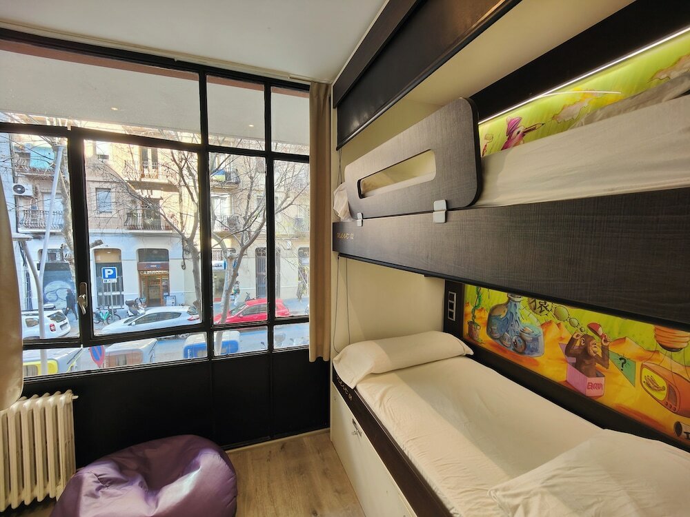 Фото Free Hostels Barcelona