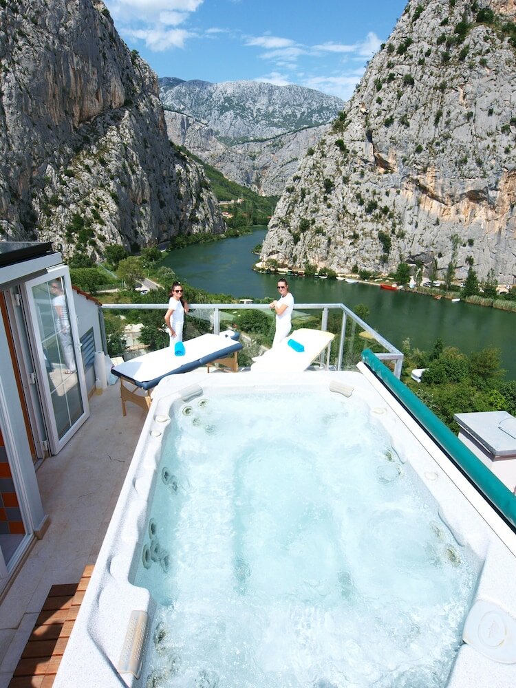 Фото Hotel Villa Dvor