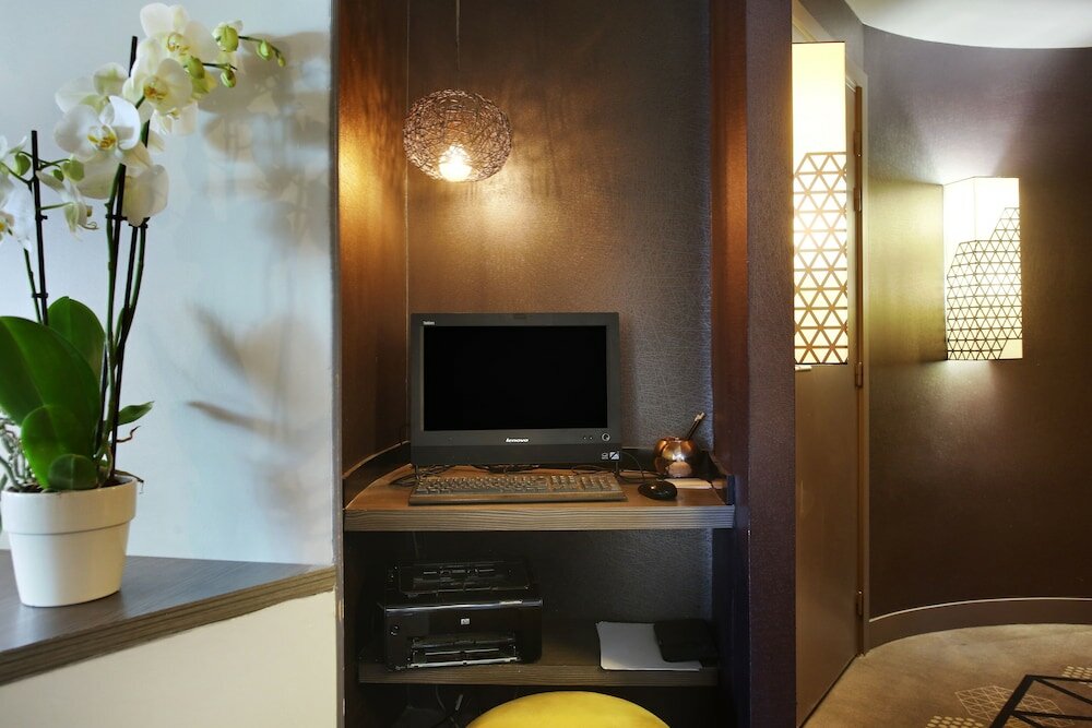 Фото Eiffel Capitol