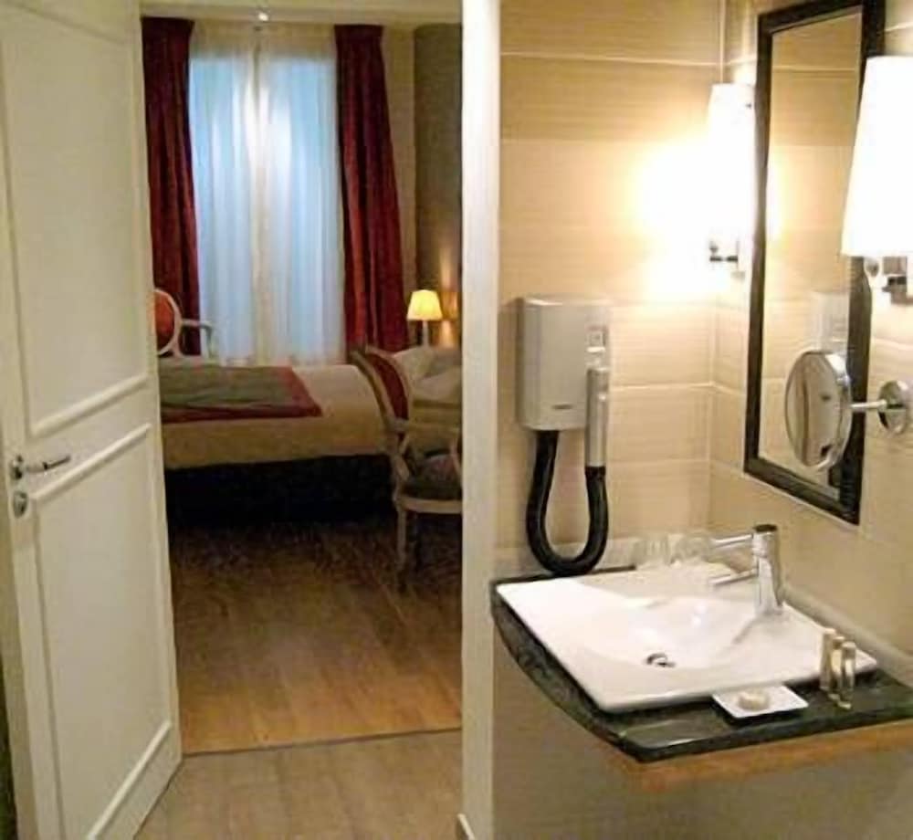 Фото Hôtel Windsor Opéra