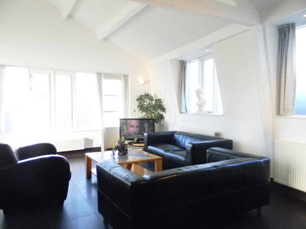 Фото Amsterdam Nieuwmarkt Center Apartments