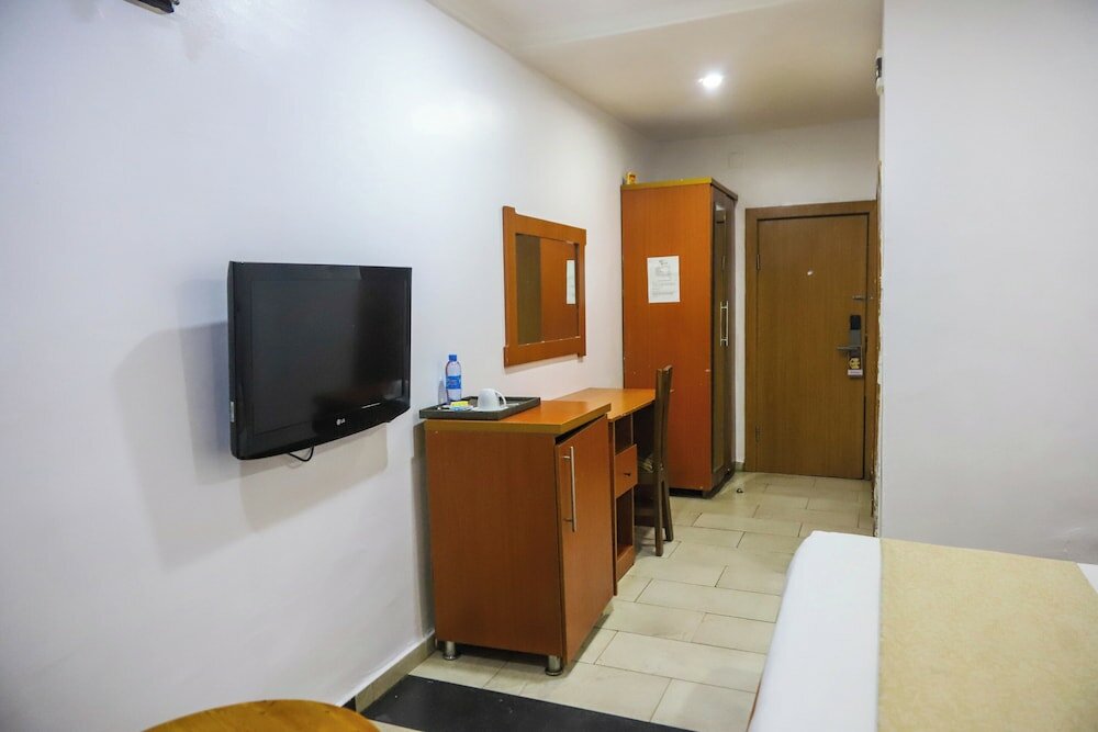 Фото 3J's Hotel Ltd