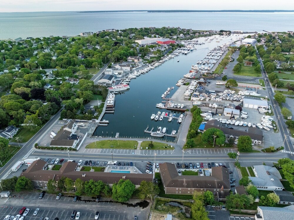 Фото InnSeason Resorts HarborWalk