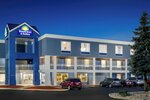 Days Inn & Suites by Wyndham Warren
