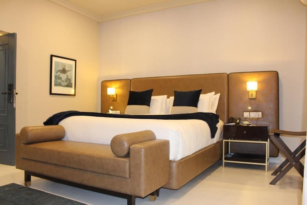 Фото Ambiance Boutique Art Hotel Karachi