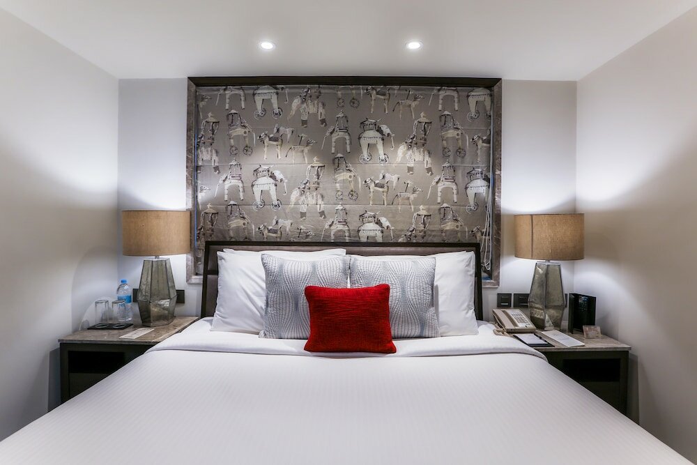 Фото Sun N Sand Hotel Mumbai