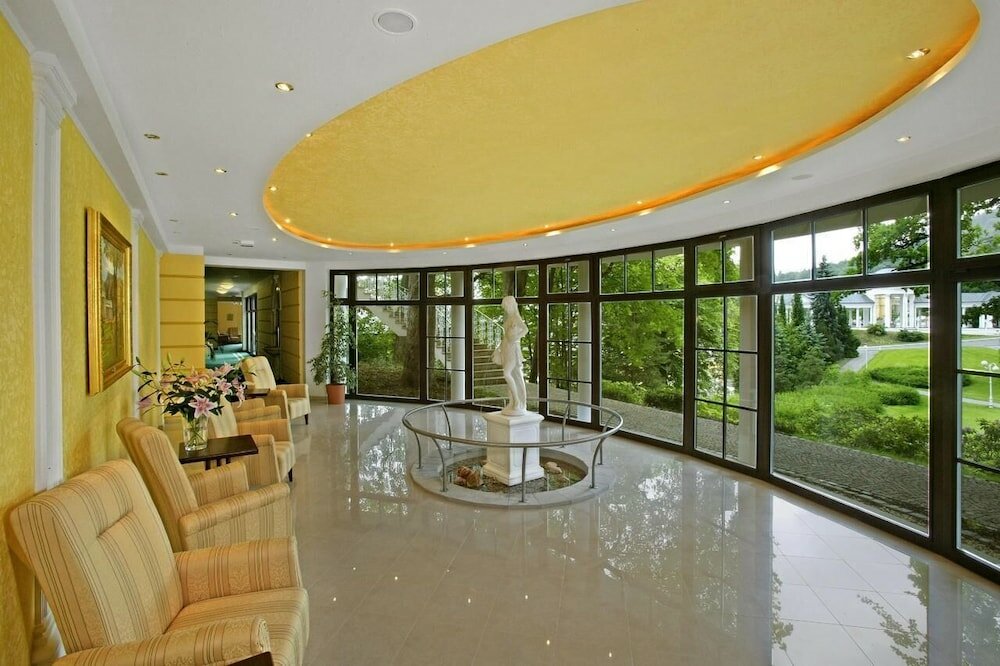 Фото 194355623668