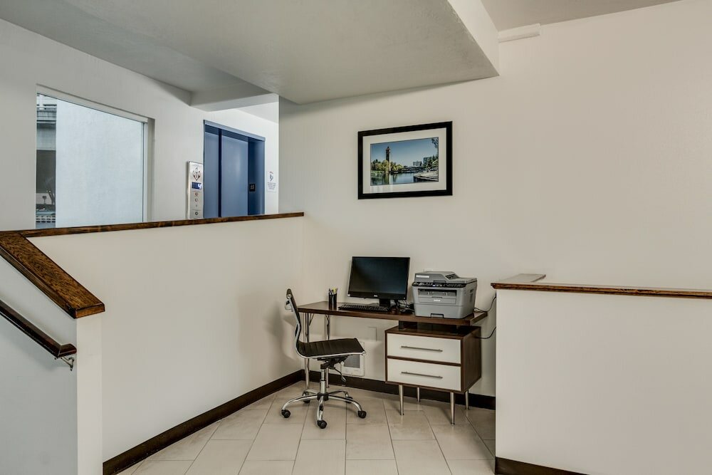 Фото Baymont by Wyndham Spokane