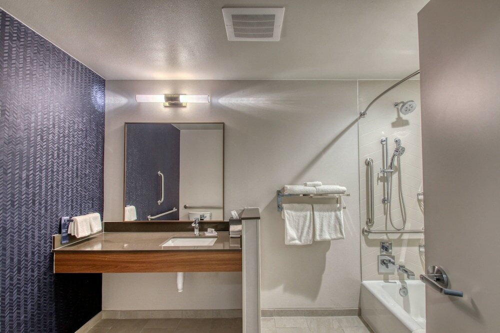 Фото Fairfield Inn & Suites by Marriott Appleton