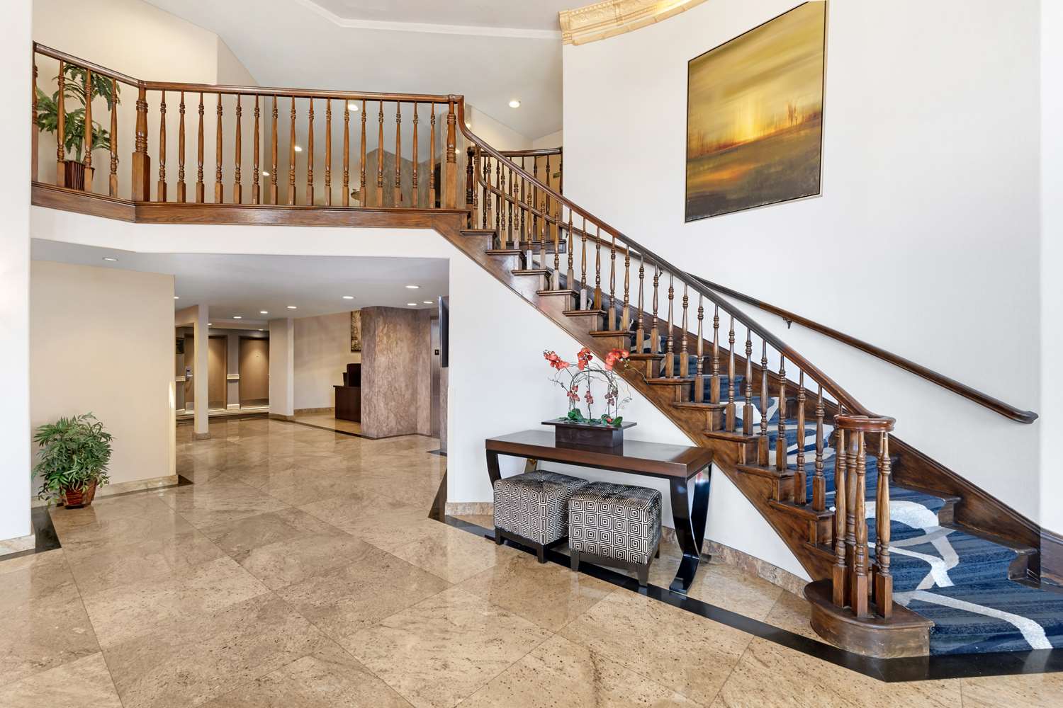 Фото Best Western Plus Newport Mesa Inn