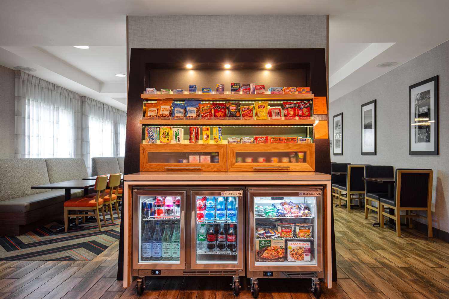 Фото Hampton Inn Medford