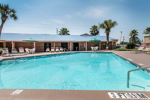 Гостиница Quality Inn Hinesville - Fort Stewart Area в Хайнсвилле