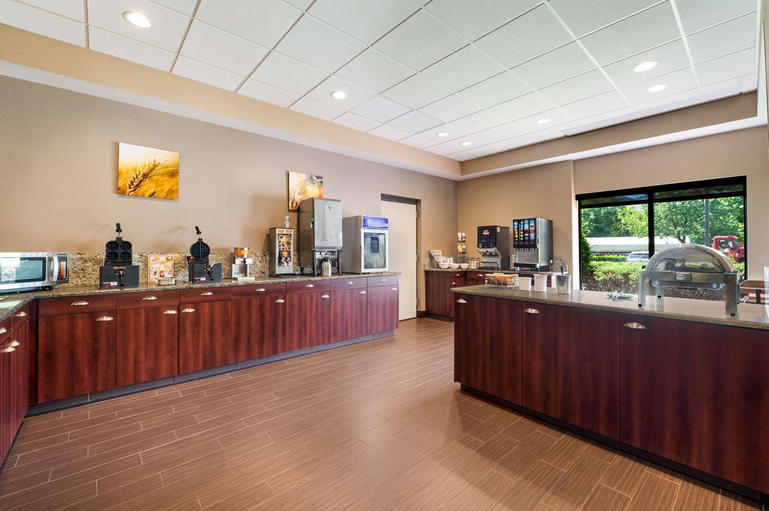 Фото Comfort Suites Northlake