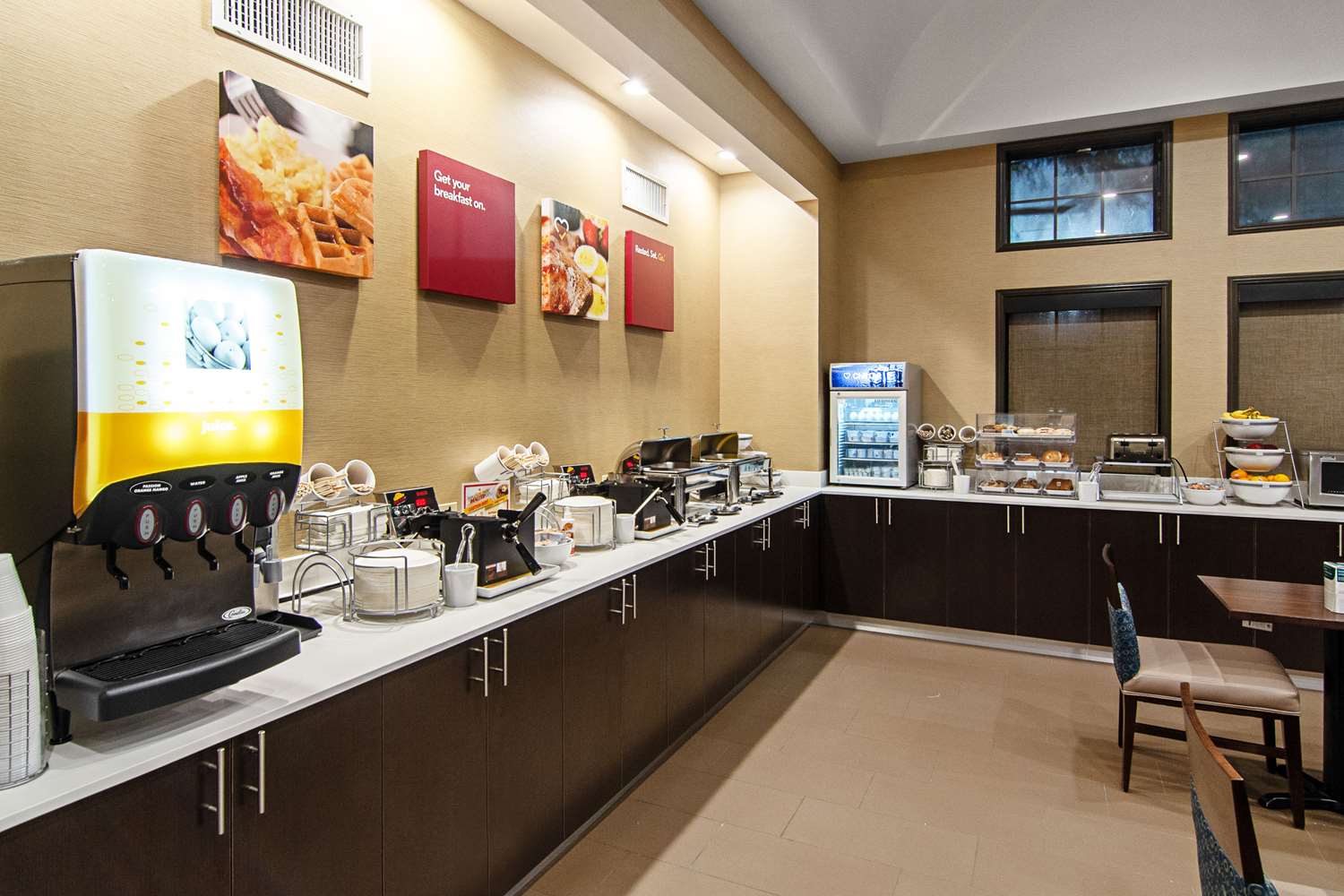 Фото Comfort Suites Nw Dallas Near Love Field