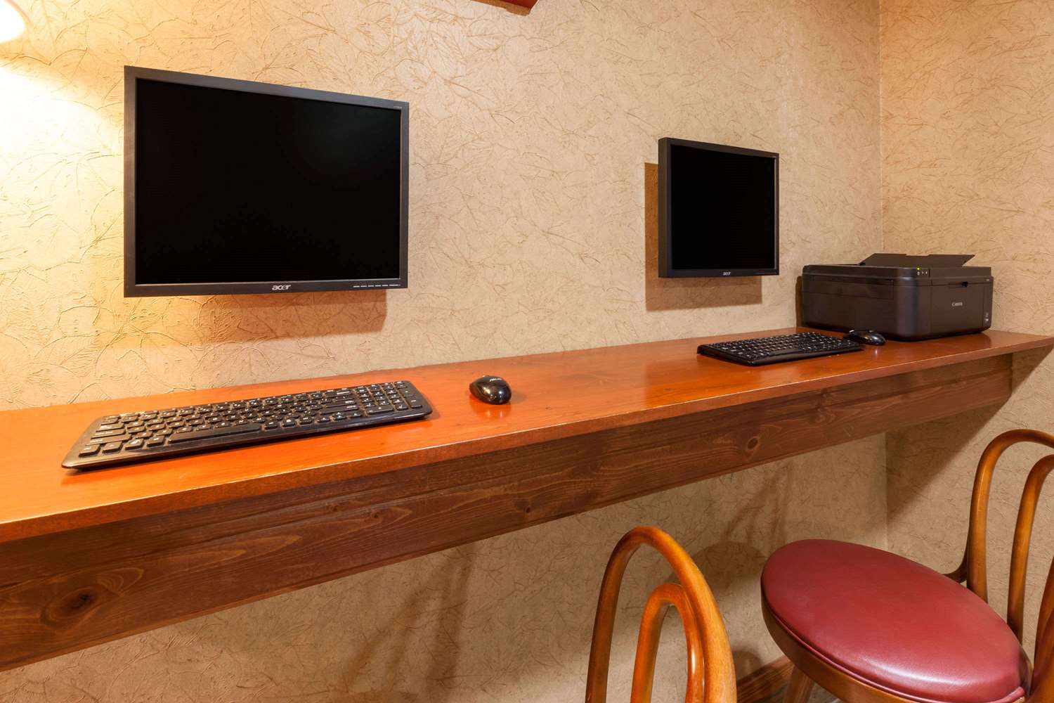 Фото Baymont by Wyndham Chelsea