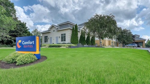 Гостиница Comfort Suites Madison West в Миддлтоне