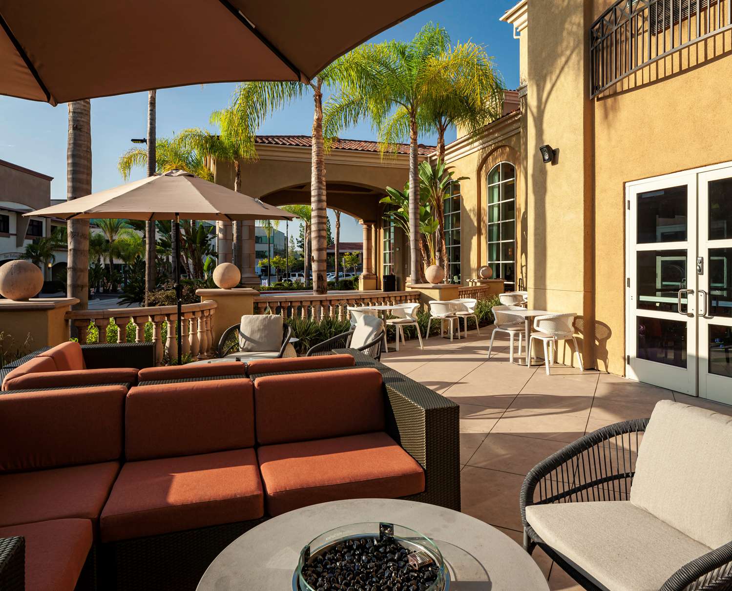 Фото Hilton Garden Inn San Diego/Rancho Bernardo