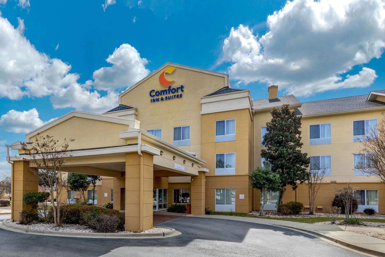 Фото Comfort Inn & Suites