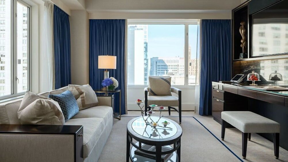 Фото The Peninsula Chicago