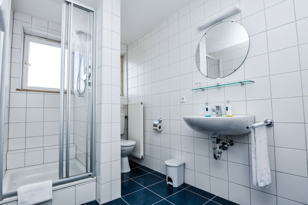 Фото Hotel Garni Metzingen