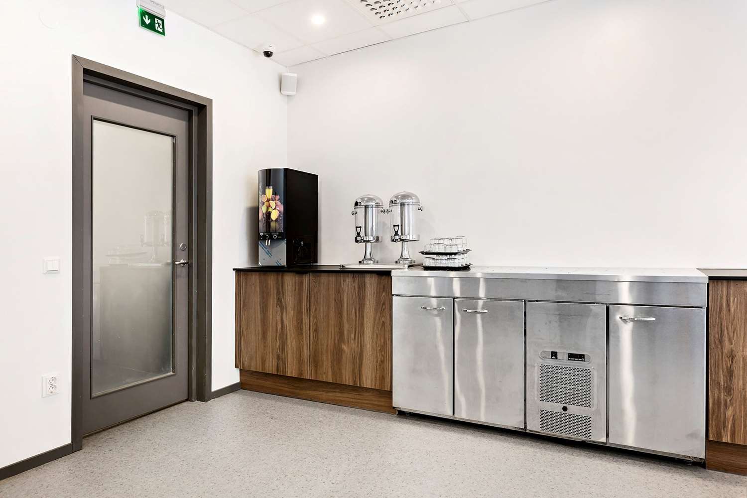 Фото Sure Hotel Studio by Best Western Bromma
