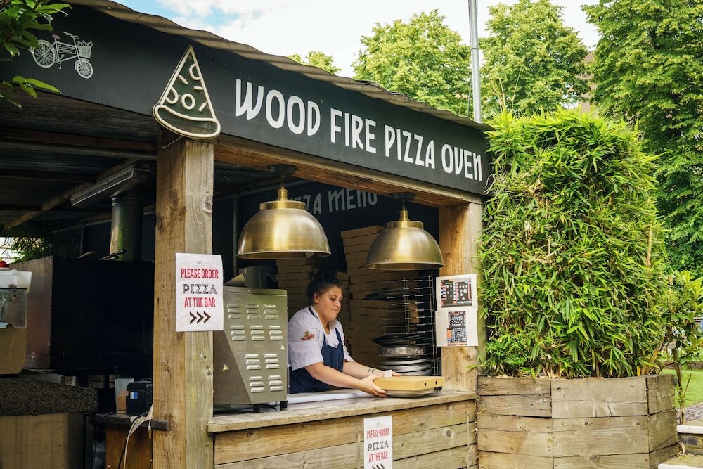 Фото The Drayton Court Hotel