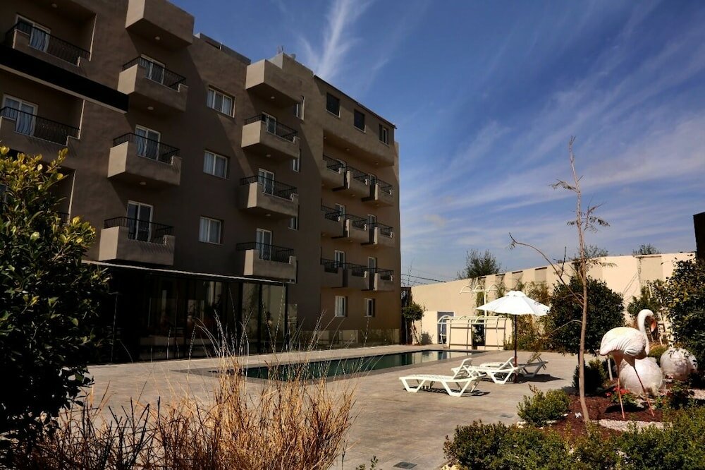 Фото Delilah Hotel