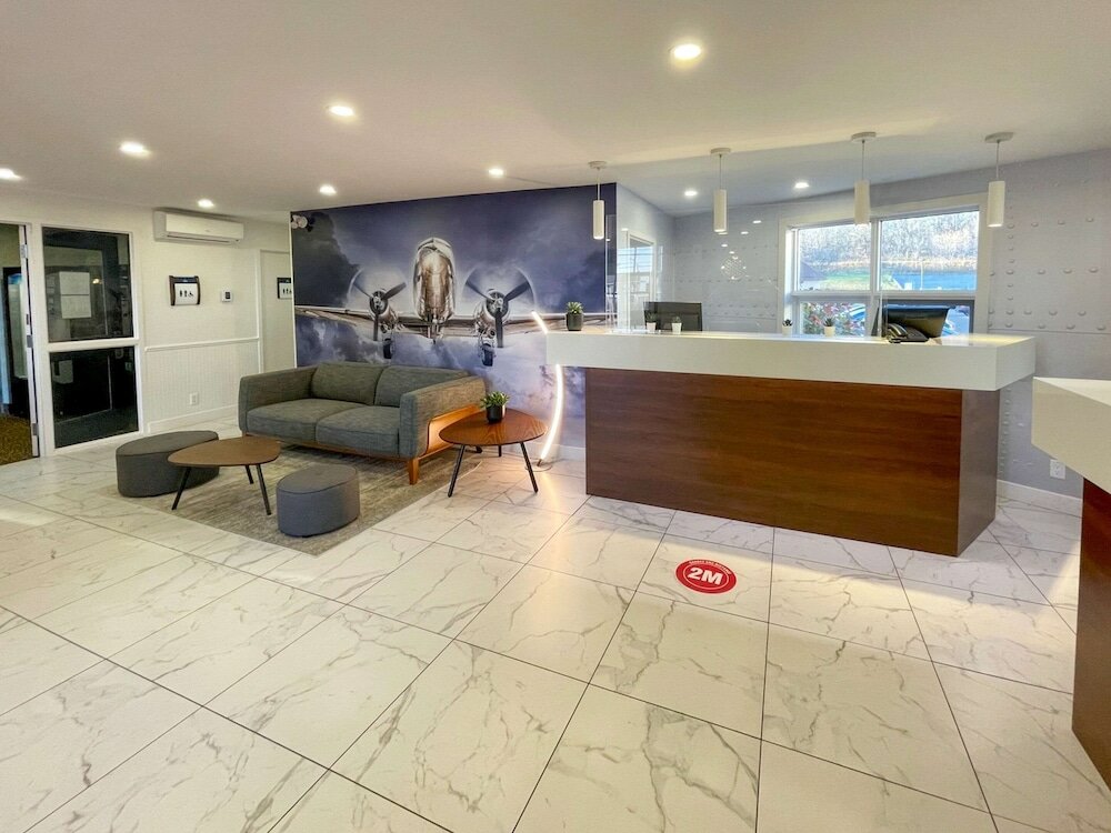 Фото Clarion Pointe Quebec Airport