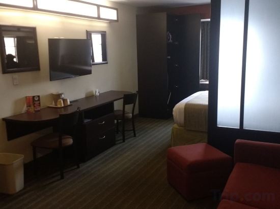 Фото Microtel Inn & Suites by Wyndham Toluca