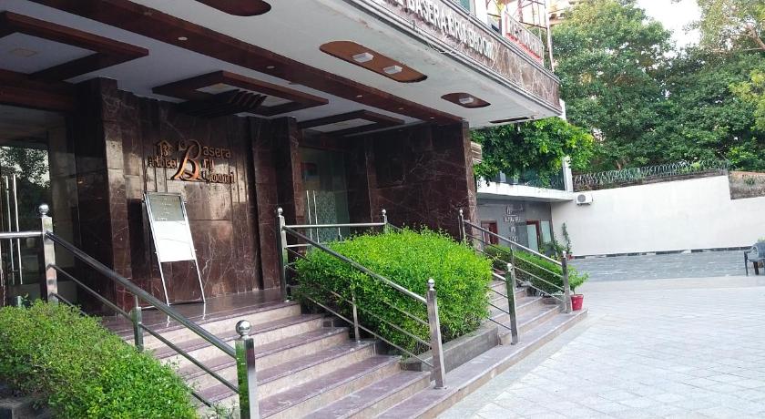 Фото Hotel Basera Brij Bhoomi