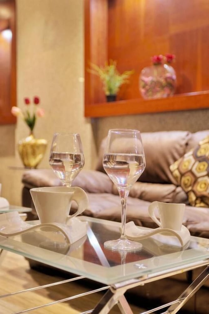 Фото Barakat Burhan Hotel