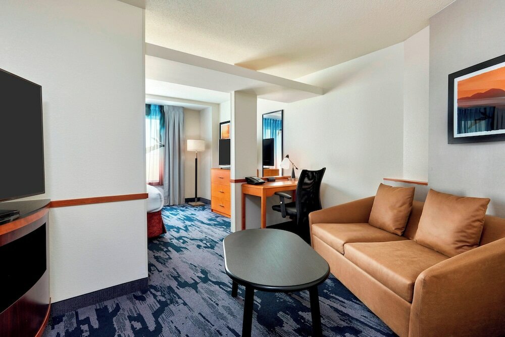 Фото Fairfield Inn & Suites by Marriott Indianapolis Downtown