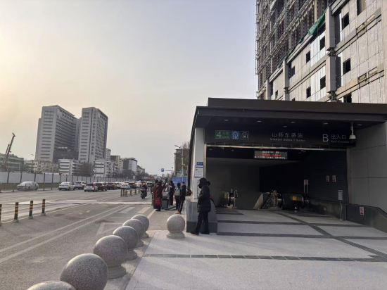 Фото Jinjiang Inn (Ji'nan Jingshi Road Qianfoshan)