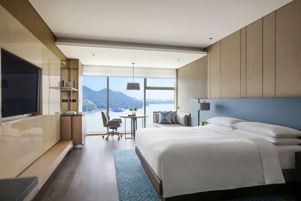 Фото Xuzhou Marriott Hotel Lakeview