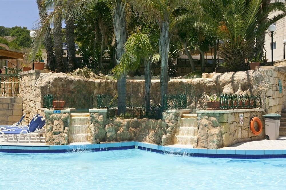 Фото Porto Azzurro Aparthotel