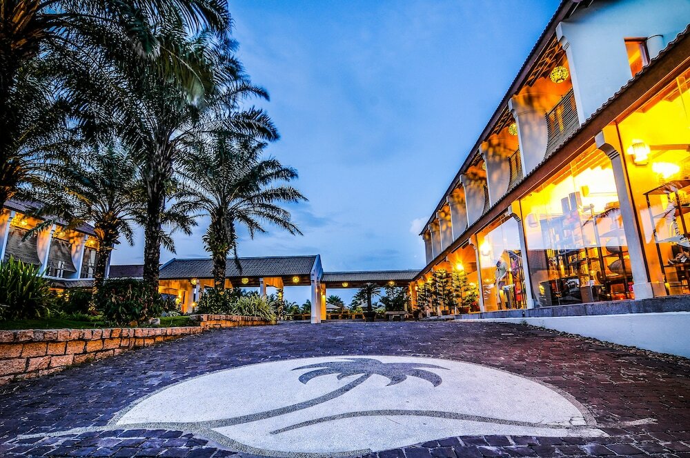 Фото Palm Garden Beach Resort and SPA