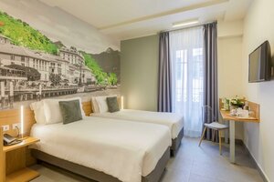 Гостиница Avenue Hotel в Комо