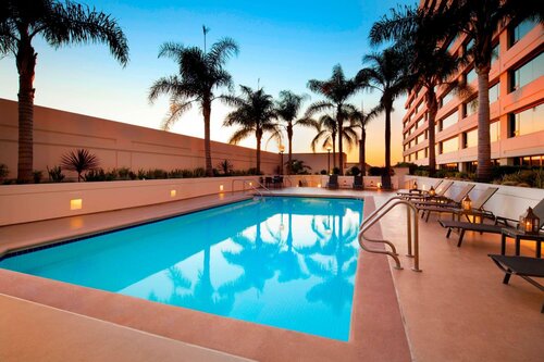 Гостиница The Westin Los Angeles Airport в Лос-Анджелесе