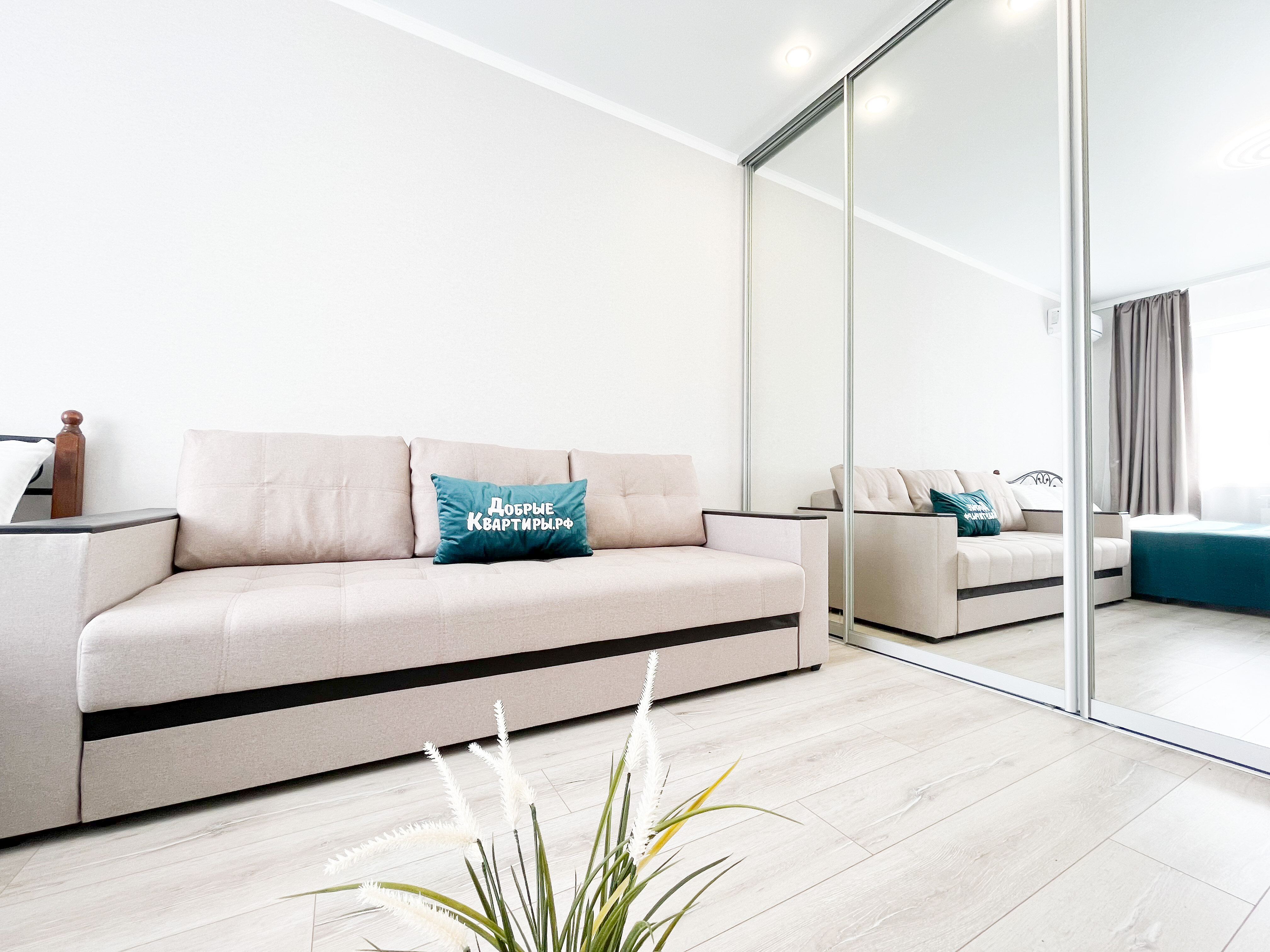 Фото Добрые квартиры на Берберовской 8/2