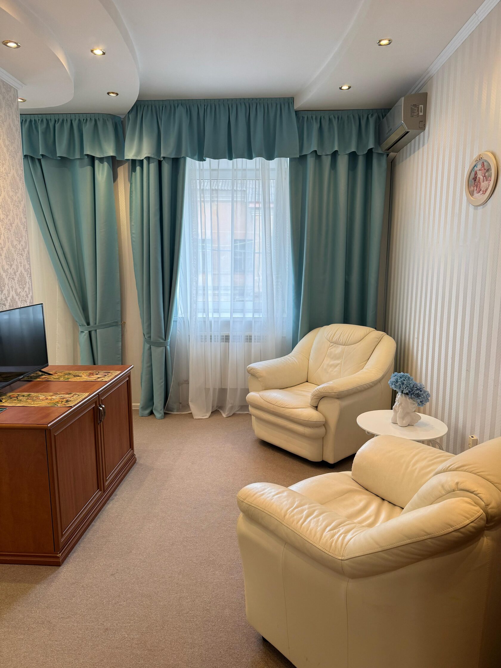 Фото Гостиный дворъ