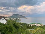 Na Vysote (Autonomous Republic of Crimea, Yaltinskiy gorodskoy sovet, Yuzhnoberezhnoye Highway, 2М) ، منطقة تخييم