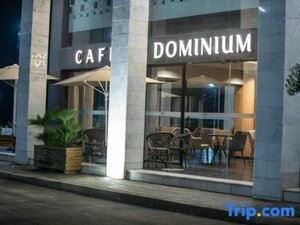 Гостиница Dominium Palace