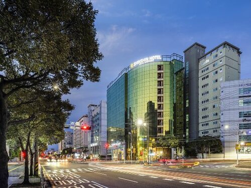 Внешний вид отеля Shin Shin Hotel Jeju Airport в Чеджу, фото 1