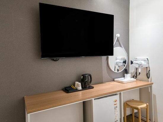 Фото Brown Dot Hotel Eurwangri